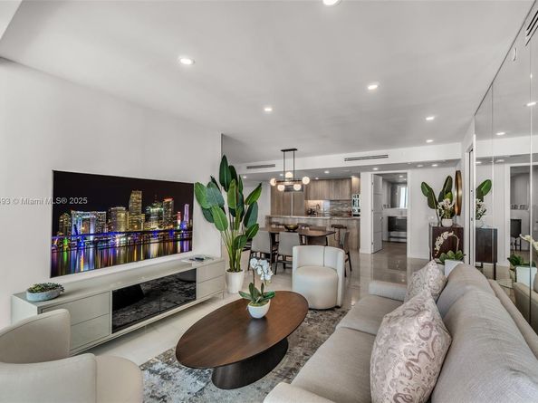 1500 Ocean Drive 1003, Miami Beach FL 33139