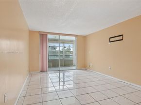 8135 sunrise lakes blvd 208, Sunrise FL 33322