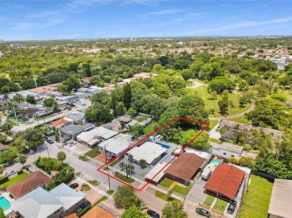 480 NW 53rd Ave, Miami FL 33126