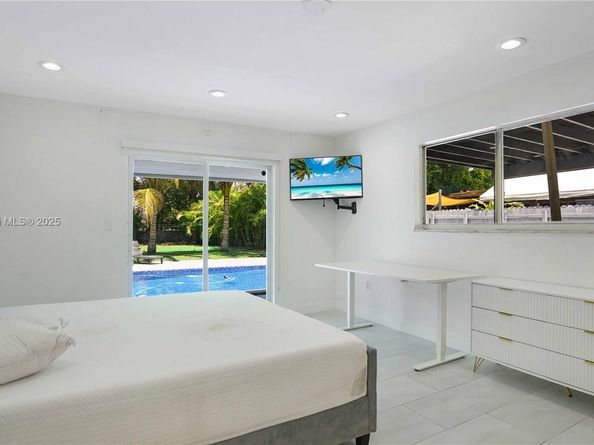 480 NW 53rd Ave, Miami FL 33126