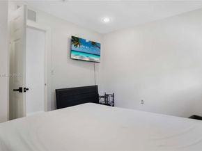 480 NW 53rd Ave, Miami FL 33126