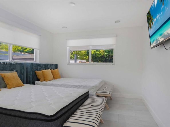 480 NW 53rd Ave, Miami FL 33126