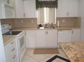 9110 SW 203rd Ter, Cutler Bay FL 33189