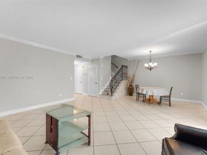 9110 SW 203rd Ter, Cutler Bay FL 33189