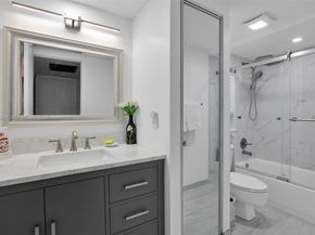 9139 SW 23rd St A, Davie FL 33324