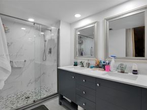 9139 SW 23rd St A, Davie FL 33324