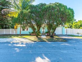 2320 Funston St, Hollywood FL 33020