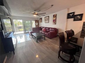 111 Royal Park Dr 2G, Oakland Park FL 33309