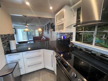 111 Royal Park Dr