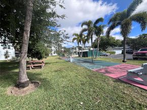 111 Royal Park Dr 2G, Oakland Park FL 33309