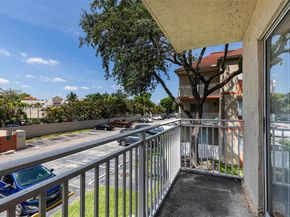 18830 NW 57th Ave 201, Hialeah FL 33015