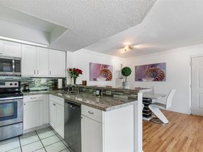 18830 NW 57th Ave 201, Hialeah FL 33015