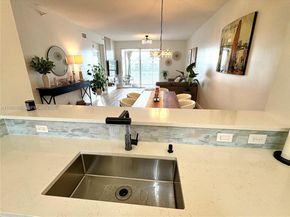 7647 Southampton Ter 304, Tamarac FL 33321