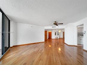 3598 NE Yacht Club Dr 1402, Aventura FL 33180