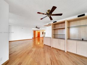 3598 NE Yacht Club Dr 1402, Aventura FL 33180