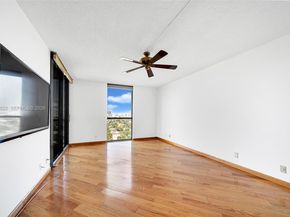 3598 NE Yacht Club Dr 1402, Aventura FL 33180