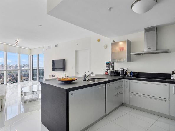 18201 Collins Ave 2008, Sunny Isles Beach FL 33160