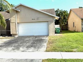 8510 NW 46th Ct, Lauderhill FL 33351