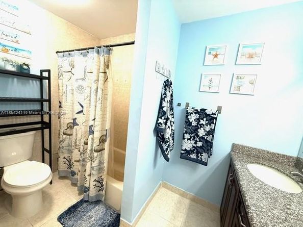 8510 NW 46th Ct, Lauderhill FL 33351