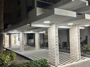 1913 S Ocean Dr 111, Hallandale Beach FL 33009