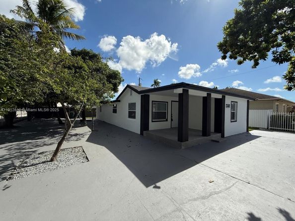 10597 NW 30th Ave, Miami FL 33147