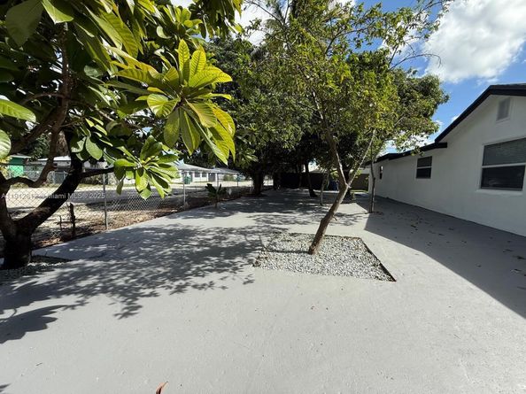 10597 NW 30th Ave, Miami FL 33147