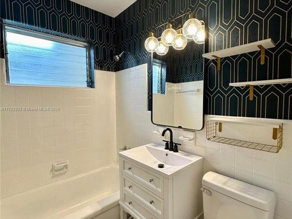 1788 NE 169th St, North Miami Beach FL 33162