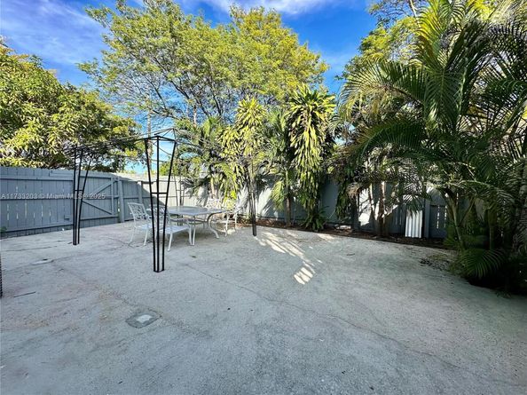 1788 NE 169th St, North Miami Beach FL 33162