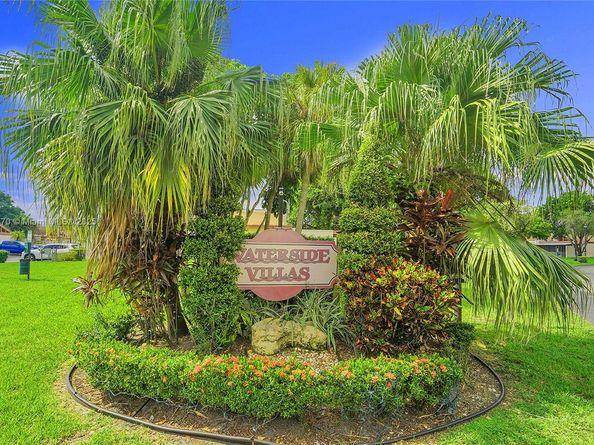 8454 NW 31st Ct, Sunrise FL 33351