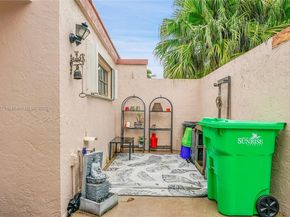 8454 NW 31st Ct, Sunrise FL 33351