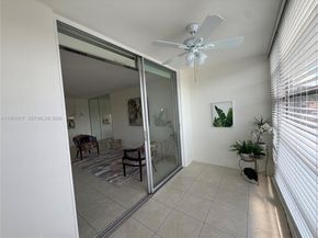 9001 Sunrise Lakes Blvd 208, Sunrise FL 33322