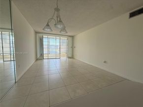 9001 Sunrise Lakes Blvd 208, Sunrise FL 33322