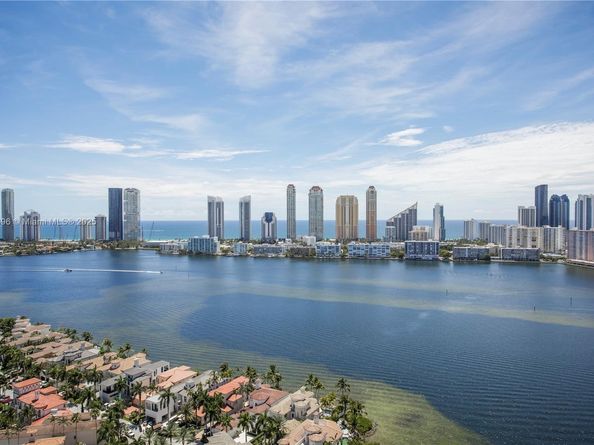 6000 Island Blvd PH7, Aventura FL 33160