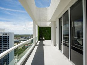 6000 Island Blvd PH7, Aventura FL 33160