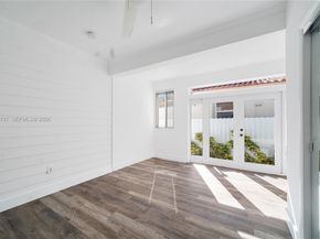 630 79th St, Miami Beach FL 33141