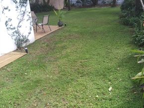 1220 NE 128th St, North Miami FL 33161