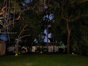 1220 NE 128th St, North Miami FL 33161