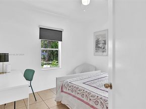 1220 NE 128th St, North Miami FL 33161