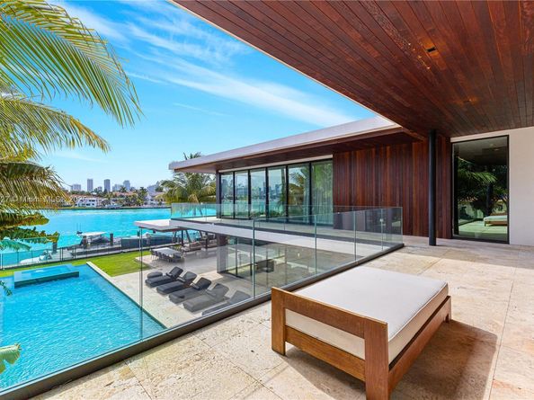 126 W San Marino Dr, Miami Beach FL 33139