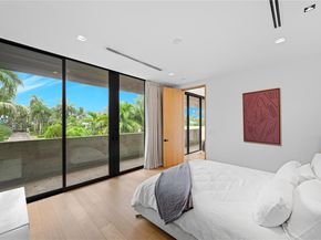126 W San Marino Dr, Miami Beach FL 33139