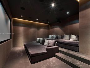 126 W San Marino Dr, Miami Beach FL 33139