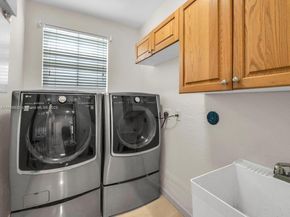 2132 Quail Roost Dr, Weston FL 33327