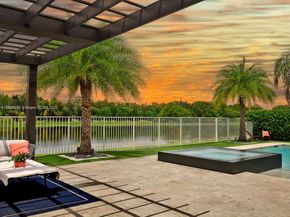 2132 Quail Roost Dr, Weston FL 33327