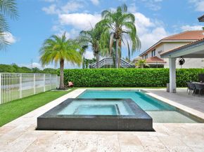 2132 Quail Roost Dr, Weston FL 33327