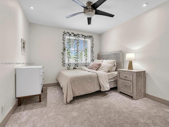 2132 Quail Roost Dr, Weston FL 33327
