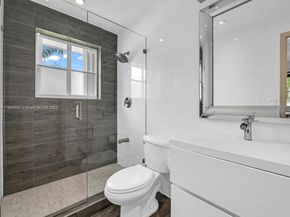 2132 Quail Roost Dr, Weston FL 33327