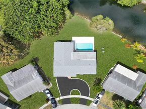 8699 NW 26th Pl, Sunrise FL 33322