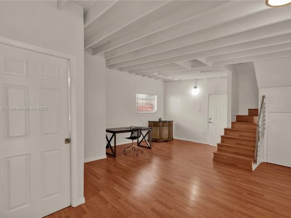 2145 SW 7th St, Miami FL 33135