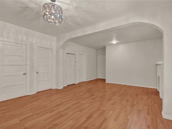 2145 SW 7th St, Miami FL 33135