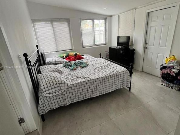1102 NW 103rd Street, Miami FL 33150